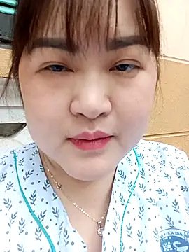 Kee-kimlee online show from May 10, 2026, 3:33 am