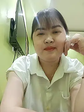 Snapshot of Kee-kimlee chatting on June 21, 2026, 9:28 pm Kee-kimlee online show from June 21, 2026, 9:28 pm