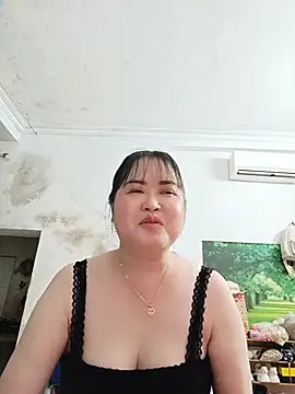 Snapshot of Kee-kimlee chatting on June 25, 2026, 7:46 am Kee-kimlee online show from June 25, 2026, 7:46 am