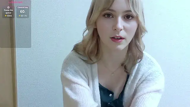Snapshot of e_ri_ka93 chatting on May 28, 2026, 10:23 am e ri ka93 online show from May 28, 2026, 10:23 am