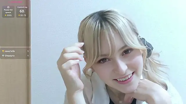 Snapshot of e_ri_ka93 chatting on June 21, 2026, 1:35 pm e ri ka93 online show from June 21, 2026, 1:35 pm