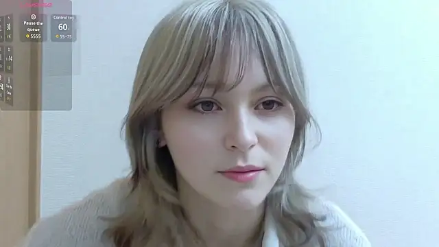 Snapshot of e_ri_ka93 chatting on July 10, 2026, 1:14 pm e ri ka93 online show from July 10, 2026, 1:14 pm