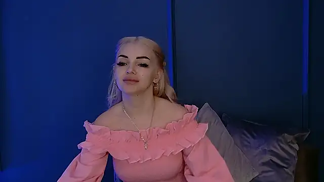 DeeaVIP online show from March 13, 2026, 5:47 am