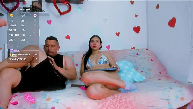 mystery couple0 online show from March 4, 2026, 11:00 pm