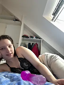Mis-Elisa96 online show from April 30, 2026, 2:56 pm