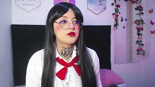 DakotaRouse1 online show from April 27, 2026, 12:36 pm