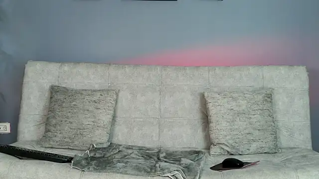 ninna cam online show from March 7, 2026, 6:05 pm