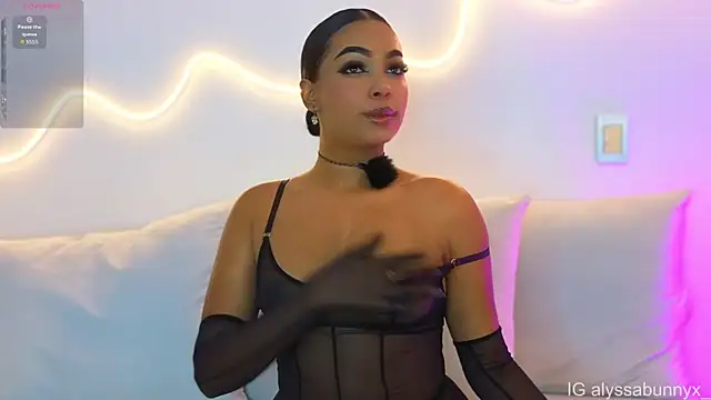 Alyssa bunnyx online show from April 26, 2026, 3:59 am