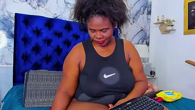 Snapshot of EBONY_SWEEET_ chatting on July 14, 2026, 3:44 am EBONY SWEEET online show from July 14, 2026, 3:44 am