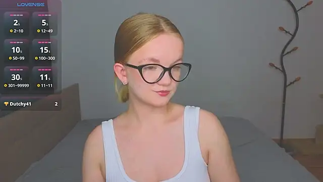 StellaBunny online show from July 27, 2026, 7:21 pm