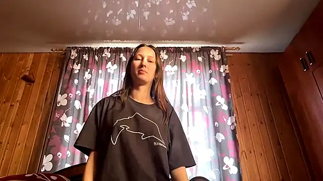 VickieKush online show from February 11, 2026, 6:07 am