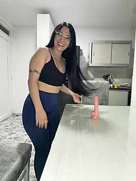 samanta big ass  online show from June 26, 2026, 3:44 am