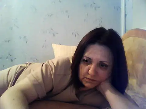 LockyCharm111 online show from April 29, 2026, 6:36 pm