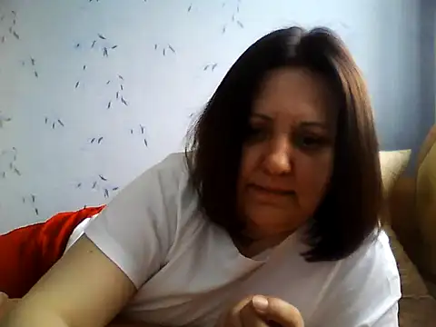 LockyCharm111 online show from May 2, 2026, 6:51 am