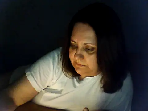 LockyCharm111 online show from June 30, 2026, 6:42 pm