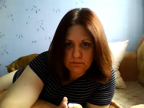LockyCharm111 online show from July 4, 2026, 9:15 am