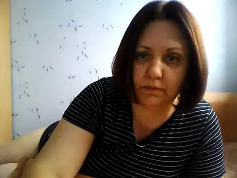 LockyCharm111 online show from July 21, 2026, 4:26 am