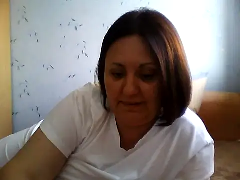 LockyCharm111 online show from July 21, 2026, 4:31 pm