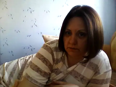 LockyCharm111 online show from July 30, 2026, 4:22 am