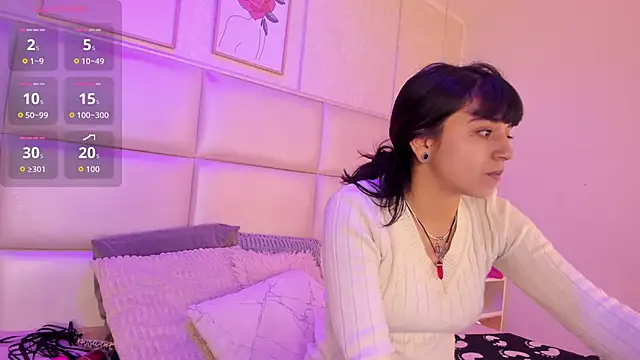 Xara u online show from April 22, 2026, 9:05 pm