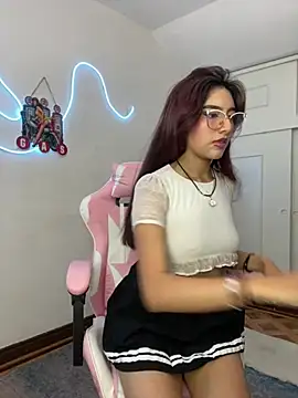 VelariaSoft online show from February 11, 2026, 2:33 pm