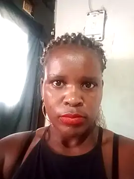 Snapshot of MrsTrina chatting on February 13, 2026, 2:35 pm MrsTrina online show from February 13, 2026, 2:35 pm