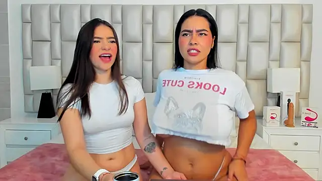 Snapshot of paola_katy_dicks chatting on March 20, 2025, 1:26 pm paola katy dicks online show from March 20, 2025, 1:26 pm