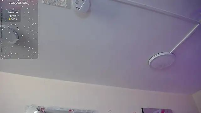 AnnyCotton online show from May 21, 2026, 7:32 pm