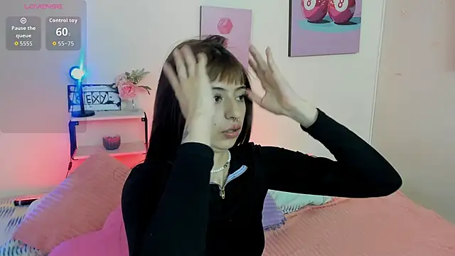 AnnyCotton online show from June 11, 2026, 7:34 pm