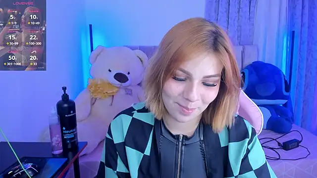 alessia dolce online show from July 30, 2026, 3:27 am