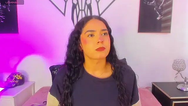 antonella as online show from March 9, 2026, 8:46 pm