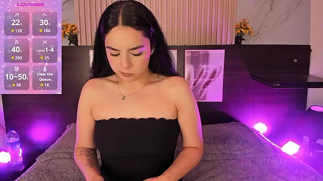 antonella as online show from March 16, 2026, 10:58 pm