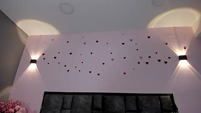 PeytonLouise online show from March 15, 2026, 2:23 pm