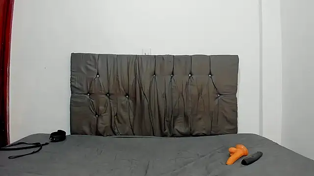 Ruby RedMoon2 online show from March 7, 2026, 8:17 pm