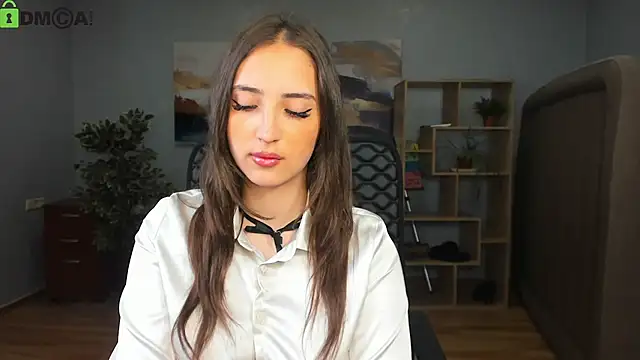 Snapshot of Effy_Royse chatting on June 23, 2026, 5:27 am Effy Royse online show from June 23, 2026, 5:27 am