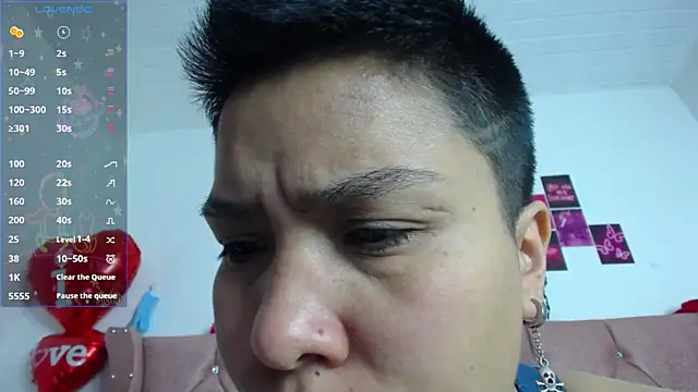 Snapshot of nat_evans8 chatting on June 5, 2026, 2:40 am nat evans8 online show from June 5, 2026, 2:40 am