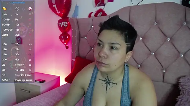 Snapshot of nat_evans8 chatting on June 17, 2026, 2:03 am nat evans8 online show from June 17, 2026, 2:03 am