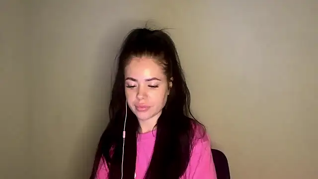 NicoleSensual online show from April 30, 2026, 8:37 pm