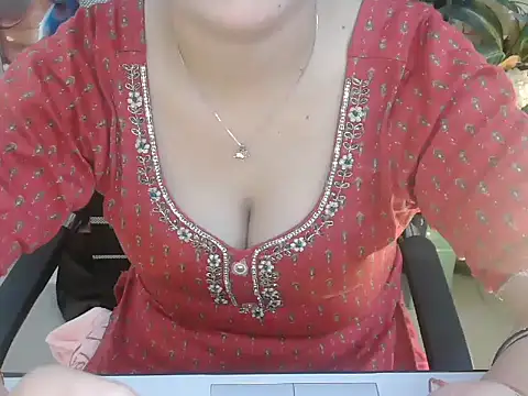 Snapshot of _chitranshi chatting on May 12, 2026, 5:59 am chitranshi online show from May 12, 2026, 5:59 am