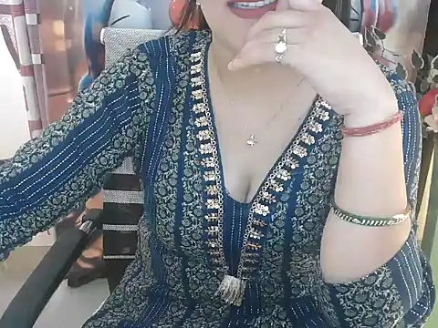 Snapshot of _chitranshi chatting on May 25, 2026, 6:08 am chitranshi online show from May 25, 2026, 6:08 am