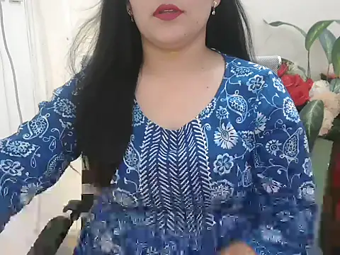 Snapshot of _chitranshi chatting on June 6, 2026, 4:50 am chitranshi online show from June 6, 2026, 4:50 am