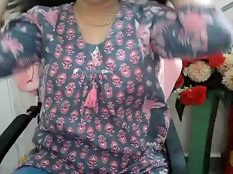 Snapshot of _chitranshi chatting on July 3, 2026, 5:14 am chitranshi online show from July 3, 2026, 5:14 am