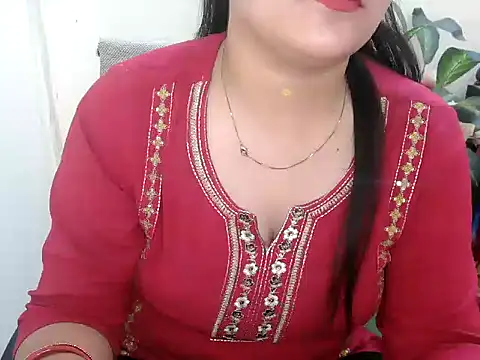 Snapshot of _chitranshi chatting on July 21, 2026, 5:32 am chitranshi online show from July 21, 2026, 5:32 am