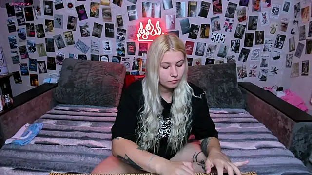 x Ulya1cutex online show from July 4, 2026, 5:52 pm