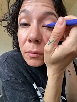 JeanneDuval8888 online show from April 30, 2026, 12:28 am