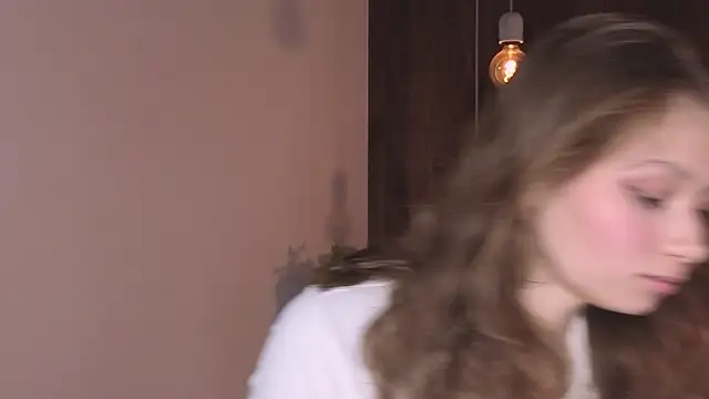 HolliBillig online show from February 22, 2026, 7:12 pm