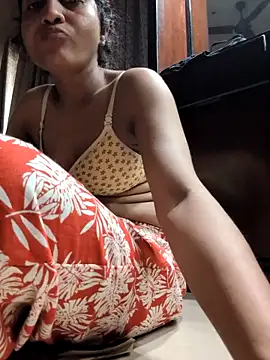 sexysilmy online show from March 5, 2026, 11:17 am