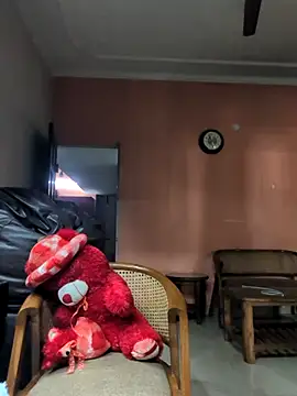 sexysilmy online show from March 13, 2026, 5:25 am