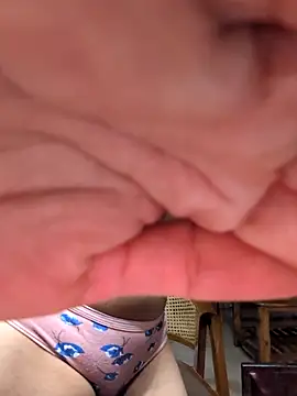 sexysilmy online show from March 17, 2026, 6:06 am