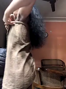 sexysilmy online show from May 25, 2026, 7:14 am